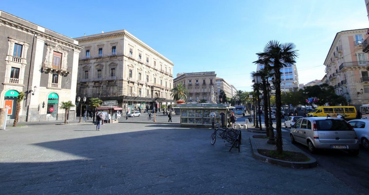 Sicily Wonderful Piazza Stesicoro Villa Catania Exterior photo