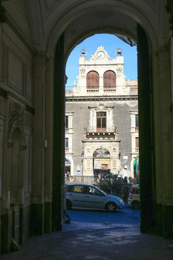 Sicily Wonderful Piazza Stesicoro Villa Catania Exterior photo