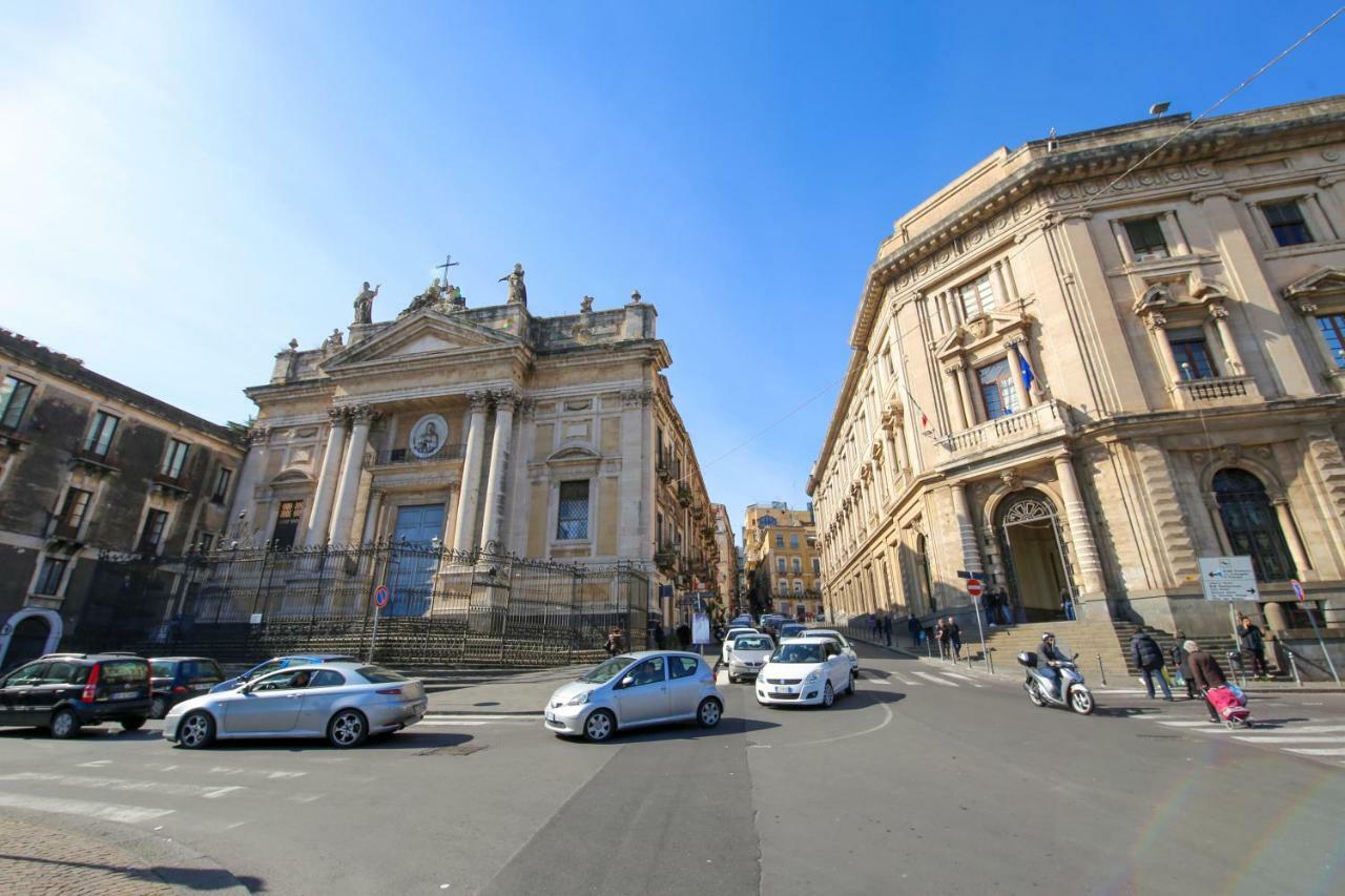 Sicily Wonderful Piazza Stesicoro Villa Catania Exterior photo